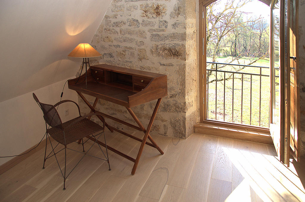 Mas Del Lum Bed & Breakfast Boussac  Room photo